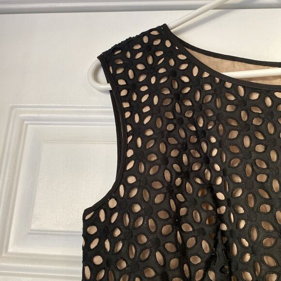 Loft Flower Pattern Eyelet Sleeveless Dress size 2 - Picture 6 of 11